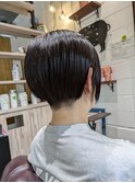 襟足刈り上げショート
