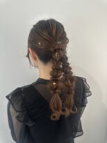 ミンクスオーバー(MINX OVER)&nbsp;【ヘアセット】ツイン編み下ろし/着物