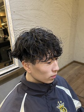 ミオ ベガ(Mio'' VEGA) ツヤ感プラス波巻きパーマ