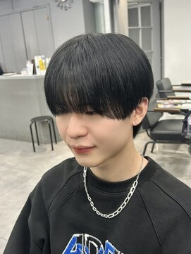 オーバルバイアピッシュ(OVARL by apish) メンズカット/韓国ヘア/メンズパーマ/センターパート/マッシュ