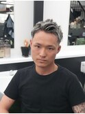 一宮ホワイトメッシュ束感ショートハイライト短髪おしゃれメンズ