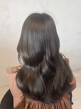 ソアバイリコヘアー(soar by LiCO Hair) オリーブグレージュ/透明感カラー/レイヤーカット／北谷