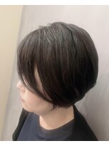 ムジカ musica 前下がりショートボブ