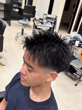 スパイキーショート