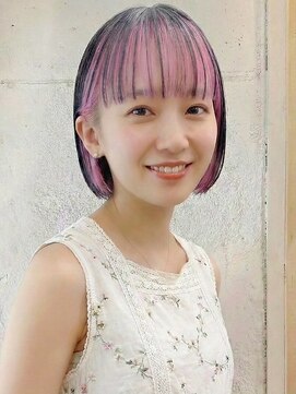 エノア 東京(ENORE) 柔らかピンクのインナーカラーで上品アクセント