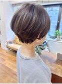 頭の形がキレイに見えるショートレイヤー[日比谷/銀座/東銀座]