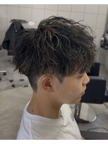 フロウ バイ アストレアウィズスキル(FLOW by astraea with skill)&nbsp;メッシュハイライト糟屋郡/10代/20代/メンズカット
