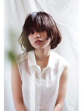 楪(yuzuriha) layer bob