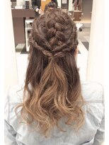 ケンジ 平塚 アネッタ(KENJE annetta)&nbsp;グラデーションカラー×ヘアアレンジ★