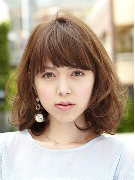 アクアオモテサンドウ(ACQUA omotesando) くせ毛風パーマ【世良綾花】