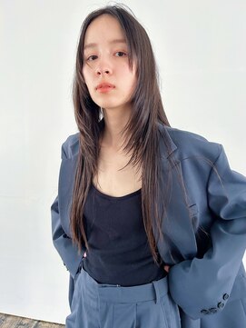 フィーカ(Fiika) レイヤーカット/顔周りレイヤー/レイヤー/グレージュ【肥後橋】