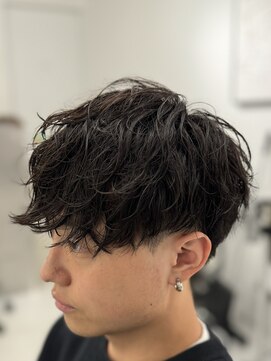 バース 梅田中崎町店(BIRTH) ニュアンスパーマセンターパートシャドーパーマ韓国メンズパーマ