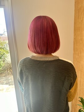 リノア 鵠沼海岸(LINOA) デザインカラー/レイヤーカット/ウェットヘア/オリーブベージュ