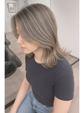 ヘアサロン エフ 渋谷(F) #ハイライト#ベージュ#ハイトーン#ブリーチ