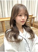 シアベージュレイヤーカット韓国ヘア小顔カットくびれヘア