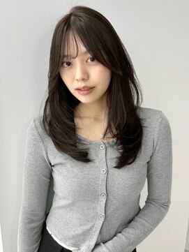 ユーフォリア 青山(Euphoria) グレージュカラー&大人レイヤー