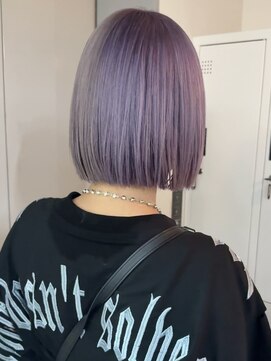 ラフ 新宿(Laff) 20代30代切りっぱなしボブ/縮毛矯正/ブリーチ/ハイトーン