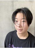 ショート・ハンサム・黒髪・センターパート