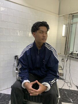 フェザーパーマサーフカール刈り上げセンターパート