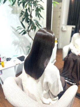 エルサザビューティー 神戸三宮(Elsa the beauty) 艶髪/髪質改善/弱酸性縮毛矯正/水素トリートメント