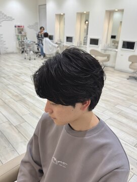 ロンド ラマ 岐阜(Lond bla-ma) センターパート×ニュアンスパーマ毛流れ【Lond伊藤メンズ】