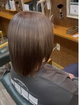 ヘアーサロン アトリエ(Hair salon ATORIE)&nbsp;レイヤーボブブリーチカラーヘーゼルベージュ