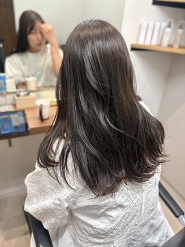 エレノア 藤沢(Eleanor) オリーブグレージュカラー