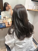 エレノア 藤沢(Eleanor) オリーブグレージュカラー