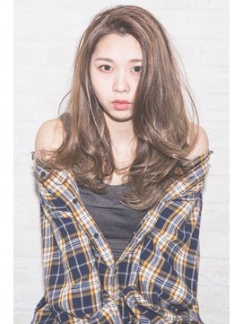 ヘアーサロン ラ シュシュ(HAIR SALON La chou chou) 看板メニューハイライトで作る外国人風Ｗカラー　グレージュ