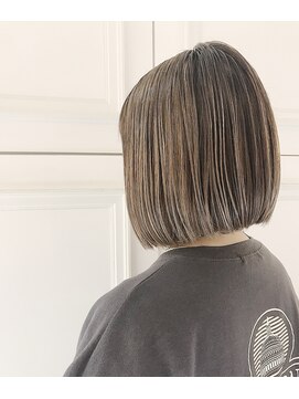 ネオリーブカフ 鶴ヶ峰店(Neolive caff) 切りっぱなしボブ　ワンレンボブ　大人ボブ