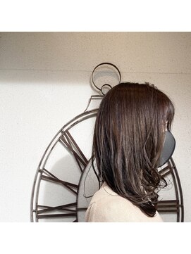 サンクチュアリー ウィズ コネクト(Sanctuary with connect) 前上りレイヤースタイル◎20代30代40代50代