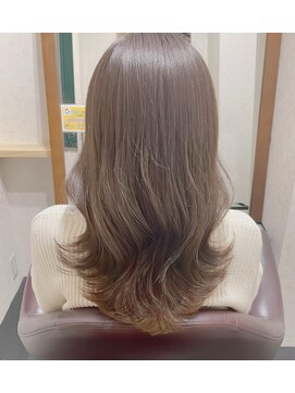 エミタス 三年坂(Emitas) 韓国ヘア☆レイヤーカット