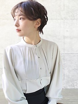 ヘアーアンジェ 伊達店(Hair ange) 【イルミナカラー×髪質改善TR】耳かけショートスタイル