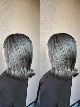美容室 プラス ワン(PLUS ONE) シルバーカラー/グレージュカラー/バレイヤージュ風