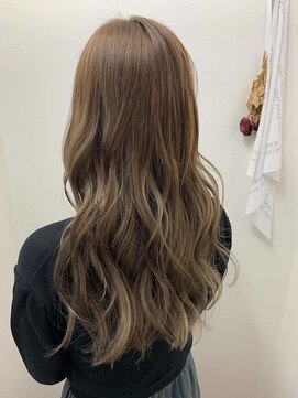 アトリア 横浜(Atria) 韓国風の顔回りレイヤー♪