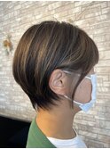 チラ見えイヤリングカラーショート