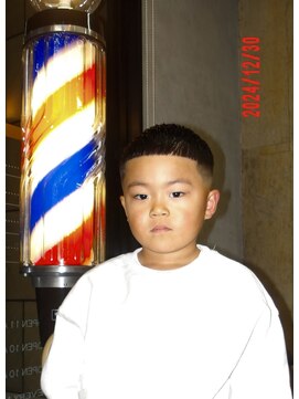 タフ バーバーショップ(TOUGH BARBER SHOP) クロップスタイル　キッズカット