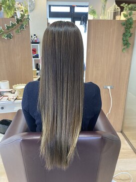 エル バイ ファースト(L by first) 【L by first】オリーブベージュ+オージュアアルティール