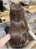 ブラウンベージュ