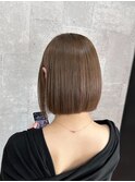ブラウンベージュ