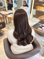 ロハスバイケンジ(LOHAS by KENJE) 艶感たっぷり♪コテ巻き風パーマで叶える上品ロングヘア◎