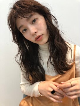 ローウェ 新百合ヶ丘(Louwe) 外ハネアンニュイカーキベージュカラー[新百合ヶ丘/新百合ヶ丘駅