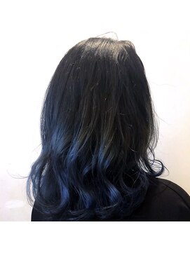 モードケイズ 尼崎店(MODE K's) ブルーグラデーション