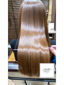 パドトロワ(Pas de trois) グラメント×髪質改善トリートメント×感動の艶体験