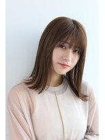 エクリ 麻布十番(equri)&nbsp;アースカラー/シアーベージュカラー/外ハネセミディ【麻布十番】