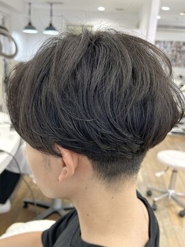 ヘッズ 本八幡店(HEADS) MEN'S HAIR  センターパート　ツイストスパイラル　コンマヘア