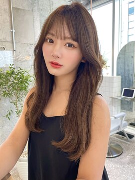 ルームバイシー 新宿(Loom. by Sea) 韓国風前髪/シルキーベージュ/グレージュカラー/斜めバング