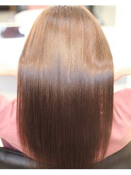 クリュウゲート 三鷹店(KURYU GATE) グレーベージュ/レイヤーロング/パーマ/髪質改善[三鷹/三鷹駅]