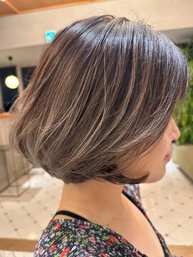 オンカラー(ON.COLOR) グラデーションレイヤーハイライトベージュ