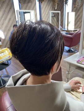 ルネッサンスヘアー ラファエロ(RAFFAELLO) ショートボブ